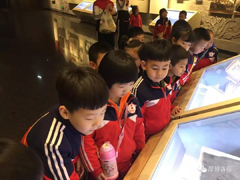 厚博睿恩参观雷锋纪念馆